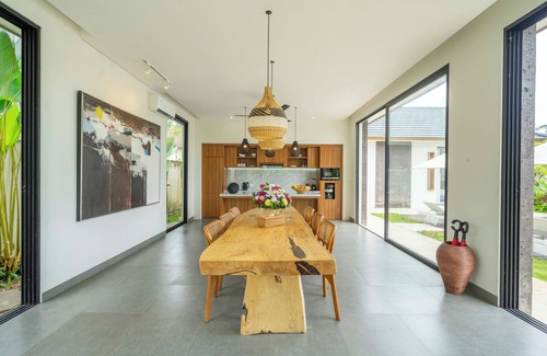 Melayang Villa | Villa Gantari by GORO