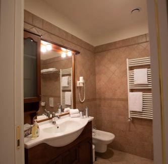 Montelupone Hotel | VILLA GARULLI