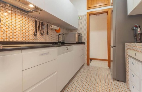 Portobello Villa | Villa 'Gerbera - 250m Dal Mare' with Sea View, Wi-Fi and Air Conditioning