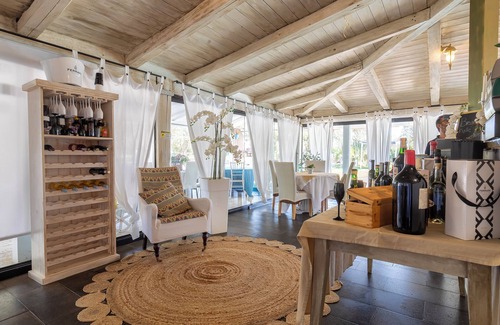 Sorso Villa | Villa 'Geridu Luxury Con 4 Camere' with Private Pool, Wi-Fi and Air Conditioning