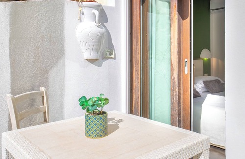 Sorso Villa | Villa 'Geridu Luxury Con 4 Camere' with Private Pool, Wi-Fi and Air Conditioning