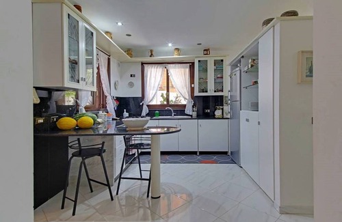 Alcamo Villa | Villa Girasole up to 16 beds 4 bathrooms wi fi 4 minutes from the sea