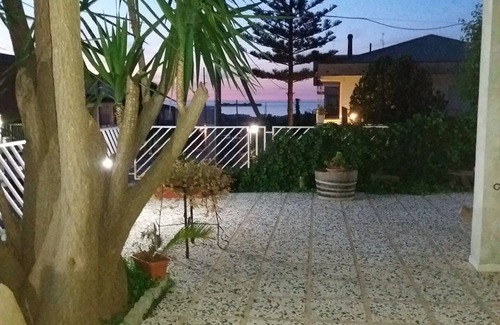 Alcamo Villa | Villa Girasole up to 16 beds 4 bathrooms wi fi 4 minutes from the sea