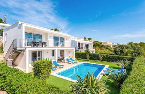 Coves Noves Villa | Villa Grace by Villa Plus