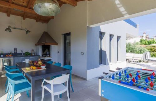 Kastelir-Labinci Villa | Villa Grande by Interhome