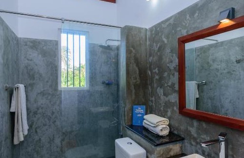 Nalagasdeniya House | Villa Guru Hikkaduwa