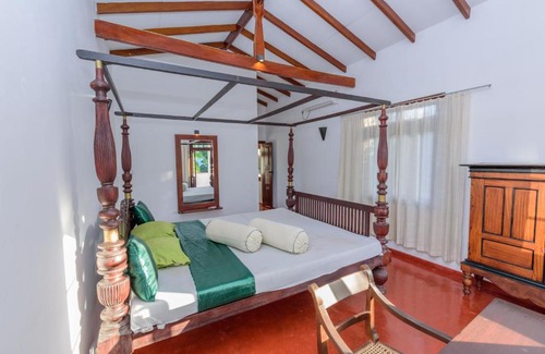 Nalagasdeniya House | Villa Guru Hikkaduwa