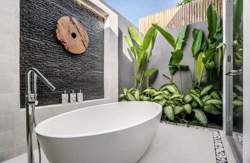 Pengosekan Villa | Villa Hatchi by BaliSuperHost