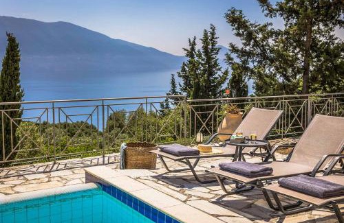 Evreti Villa | Villa Helios Evreti