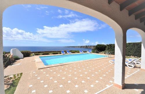 Cala Pi House | VILLA HELIOS Villa en Cala Pi con vistas despejadas