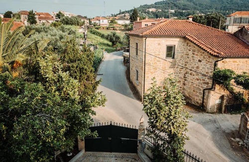 Correlha Villa | Villa Henriques