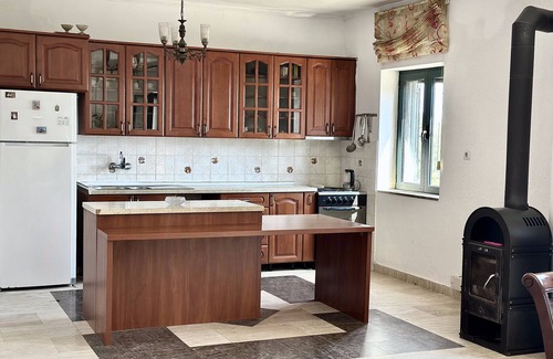 Klinci Villa | Villa HESTIA-Spacious 2-storey villa with 4 bedrooms, 2 bathrooms,a full kitchen