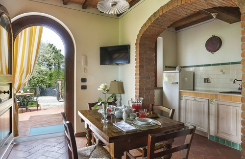 Margine Coperta-Traversagna House | Villa I Cipressi by Interhome