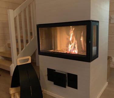 Akaslompolo Ski Chalet | Villa Iiris - New Holiday Home
