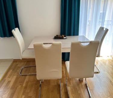 Babilonija Apartment | Villa IL Mare 2