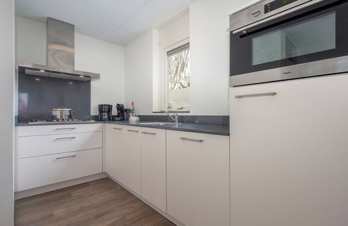 Arcen Villa | Villa in Arcen with bath and combi microwave