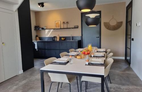 Balk House | Villa in Balk with Private Jetty on Slotermeer, cleaning included