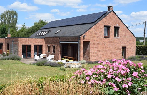 Gesves Villa | Villa in Belgium with Private Pool & Garden