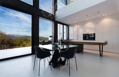 Buger Villa | Villa in Búger with Rooftop Pool & Scenic Views
