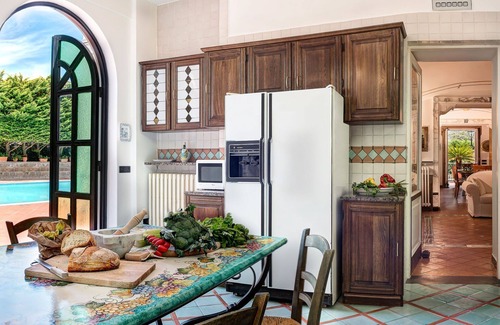 Sant'Agnello Villa | Villa in Colli Di Fontanelle with 4 bedrooms sleeps 8