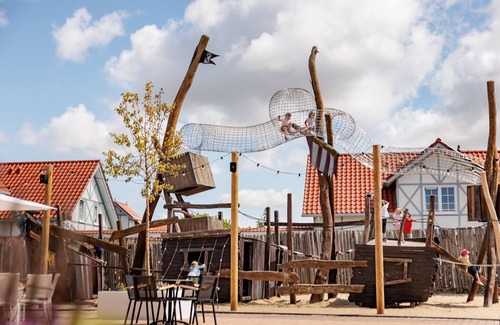 Cadzand-Bad Villa | Villa in Cadzand-Bad with Sauna & Garden