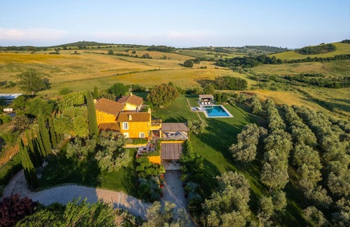 Capalbio Villa | Villa in Capalbio with 5 bedrooms sleeps 10