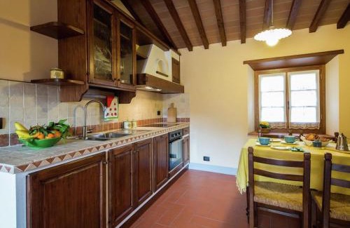 San Pietro a Cegliolo Villa | Villa in Cortona with Pool and Val di Chiana View