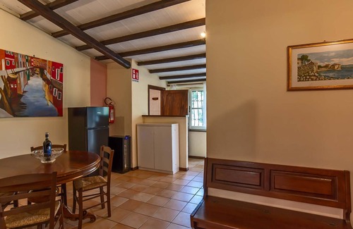 Po' Bandino Villa | Villa in farmhouse with private pool and outdoor spa tub
