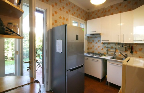 Forte dei Marmi Villa | Villa in Forte dei Marmi for 8 People with Garden and WiFi