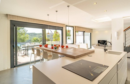 L'Escala Villa | Villa in L’Escala near Cala Montgó Beach
