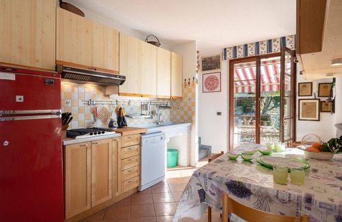 Montignoso Villa | Villa in Montignoso with 3 bedrooms sleeps 7