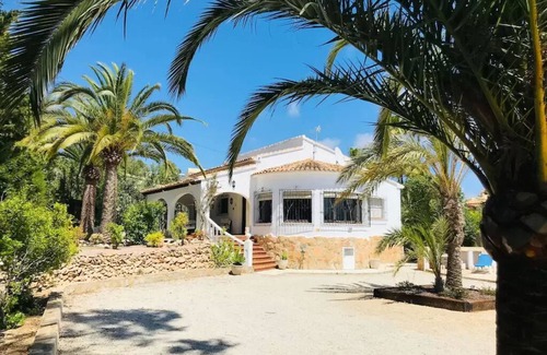 El Tesoro Villa | Villa in Moraira - Peaceful location, Private pool, under 10 Mins walk to shops
