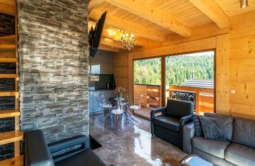 Nowy Targ Villa | Villa in Nowy Targ with Mountain Views & Pool