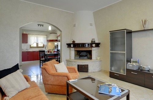 Barbariga Villa | Villa in Peroj with Private Pool & Near Beach