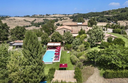 Pomarance Villa | Villa in Pomarance with 6 bedrooms sleeps 14