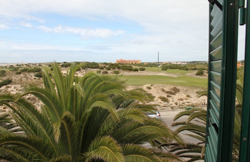 Peniche House | Villa in Praia da Consolação on the seafront near supertubos/baleal