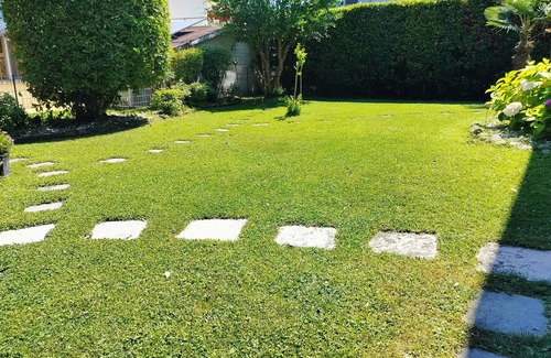San Benedetto di Lugana Villa | Villa in quiet area, 2 communicating bedrooms, 1 bathroom, only 80mt from the lake