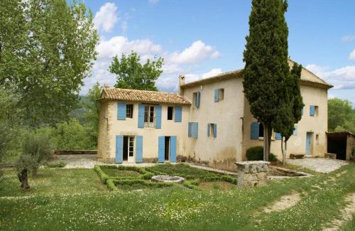 Menerbes Villa | Villa in Saignon with Pool and Scenic Views