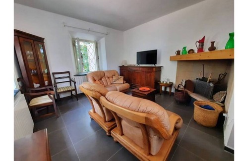 Calci Cottage | Villa in the heart of Monte Serra with pool
