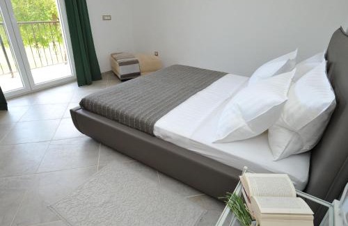 Trilj Villa | Villa in Tijarica with Private Pool