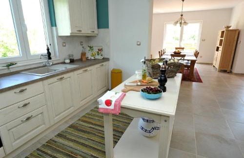 Trilj Villa | Villa in Tijarica with Private Pool