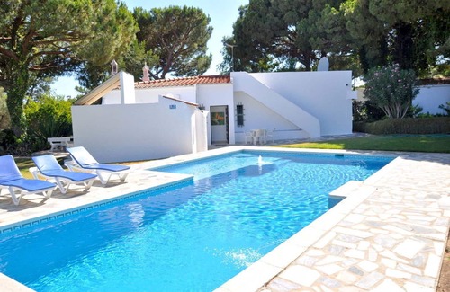 Quarteira Villa | Villa in Vilamoura near Beaches and Golf