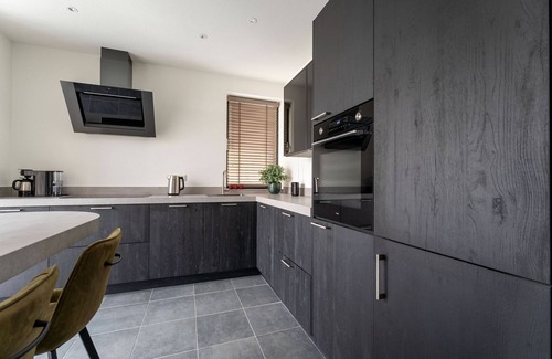 Zeewolde Villa | Villa in Zeewolde with Terrace
