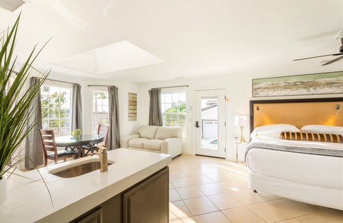 Temecula Hotel | Villa Inn-Adult Only- Temecula Wine Country