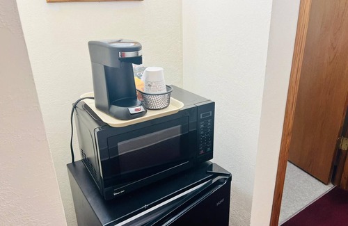 Fort Atkinson Hotel | Villa Inn Motel Near Hwy 12 WI Capital O