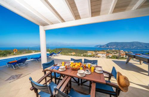 Katsarata Villa | Villa Ireni Fiskardo by Villa Plus