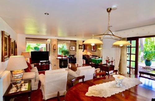 Colares Villa | Villa Isabel de Aragão - Villa w pool and garden