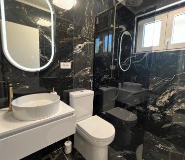 Nevidane Apartment | Villa Isola