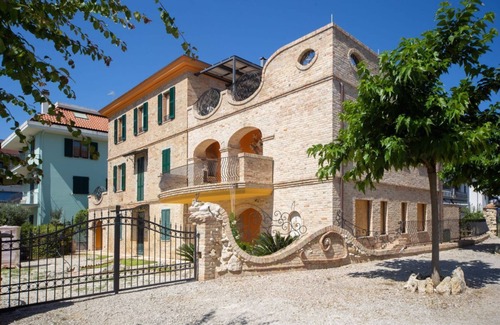 San Benedetto del Tronto Apartment | Villa Antolina Apartments - Notti Stellate