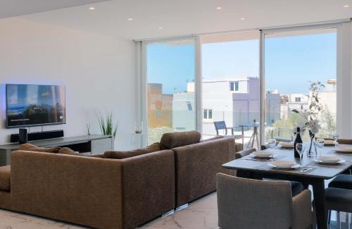 Tal-Ghoqod Villa | Villa Ixoria Unit 2 with Rooftop Pool by ArcoBnb